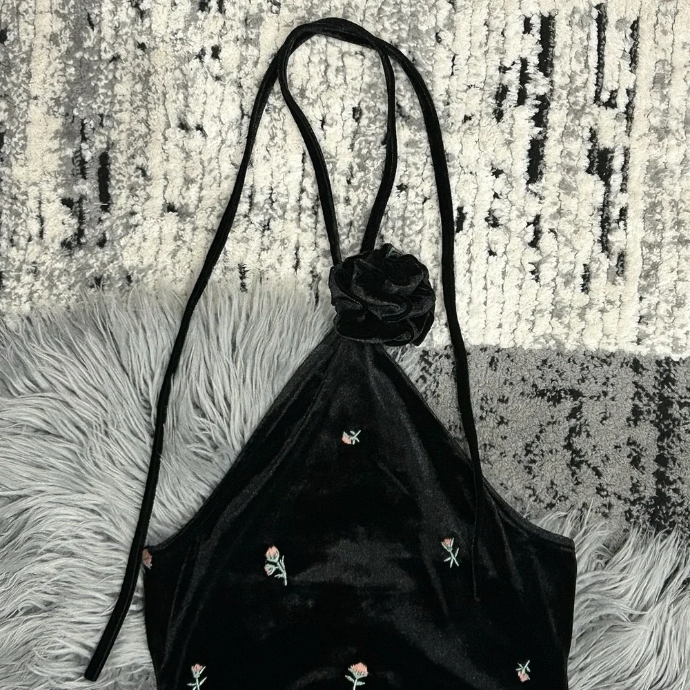 WeWoreWhat Black High Neck Flower Emboidered‎ Velvet Dress Size XS ($168)